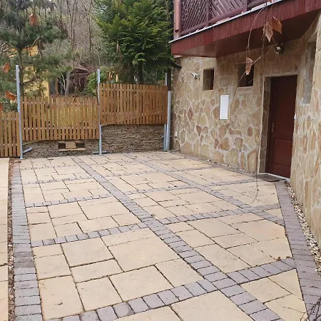 Almini Drienica Lysa Villa